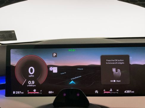 Used 2026 Genesis GV70 2.5T Select image 19