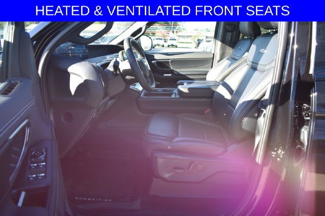 Used 2025 Ford Expedition Platinum w/ Stealth Performance Package AWD/4WD image 4