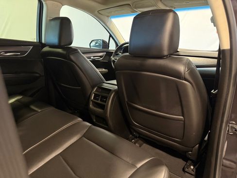 Used 2018 Cadillac XT5 Luxury image 25