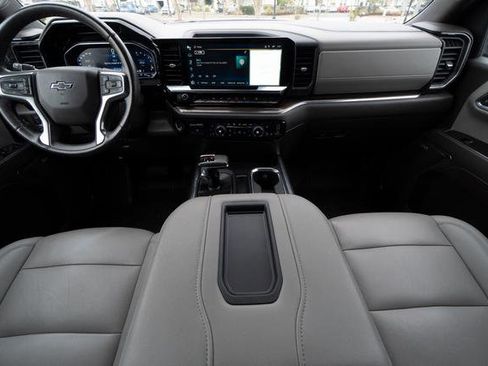 Used 2022 Chevrolet Silverado 1500 RST w/ Convenience Package II image 16