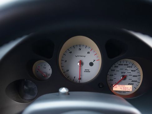 Used 2005 Dodge Viper SRT-10 image 35