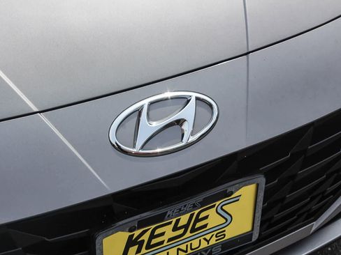 Certified 2023 Hyundai Elantra SEL w/ Convenience Package image 14