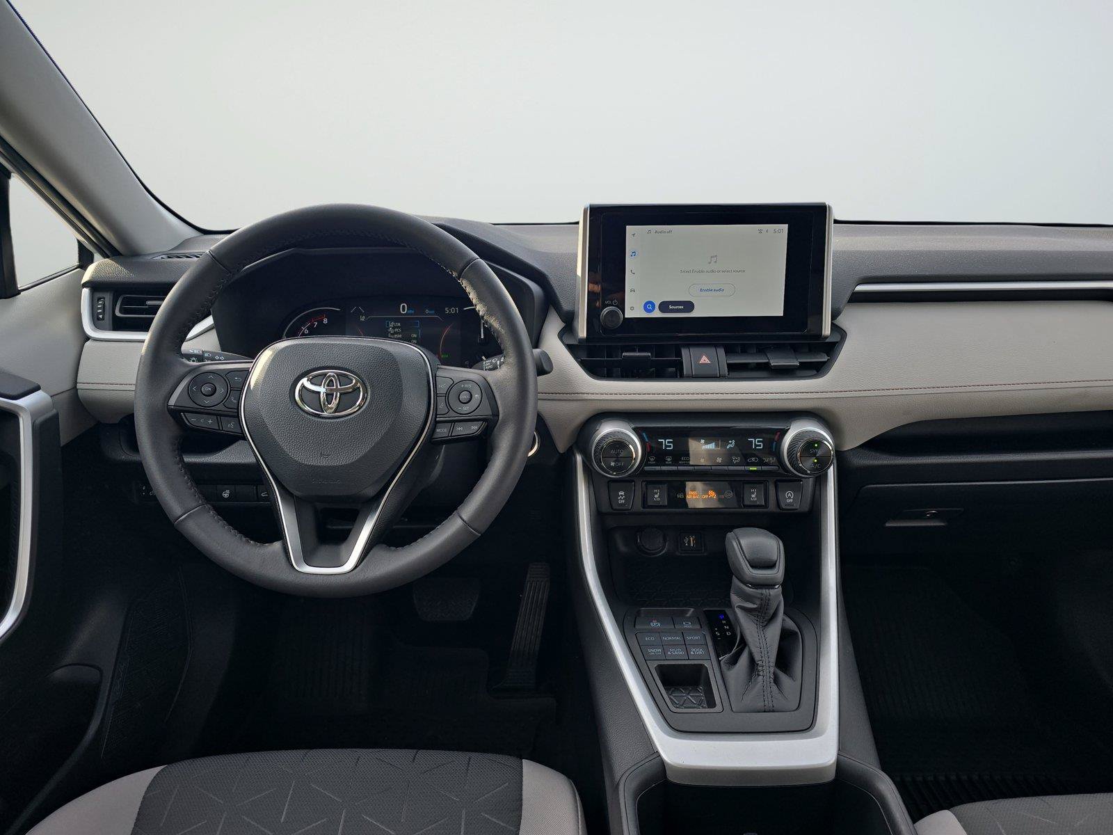 Used 2025 Toyota RAV4 XLE w/ Convenience Package AWD/4WD image 9