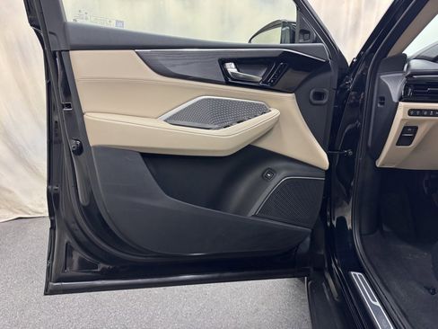 Used 2023 Acura MDX SH-AWD w/ Advance Package image 12