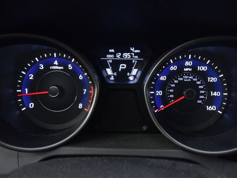 Used 2012 Hyundai Elantra GLS w/ Preferred Pkg 3 FWD image 15