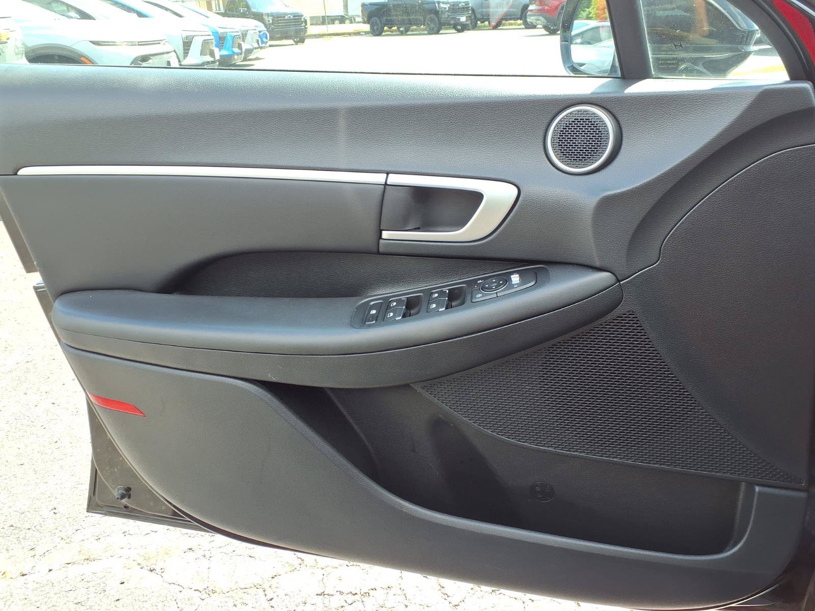 Used 2024 Hyundai Sonata SEL FWD image 16
