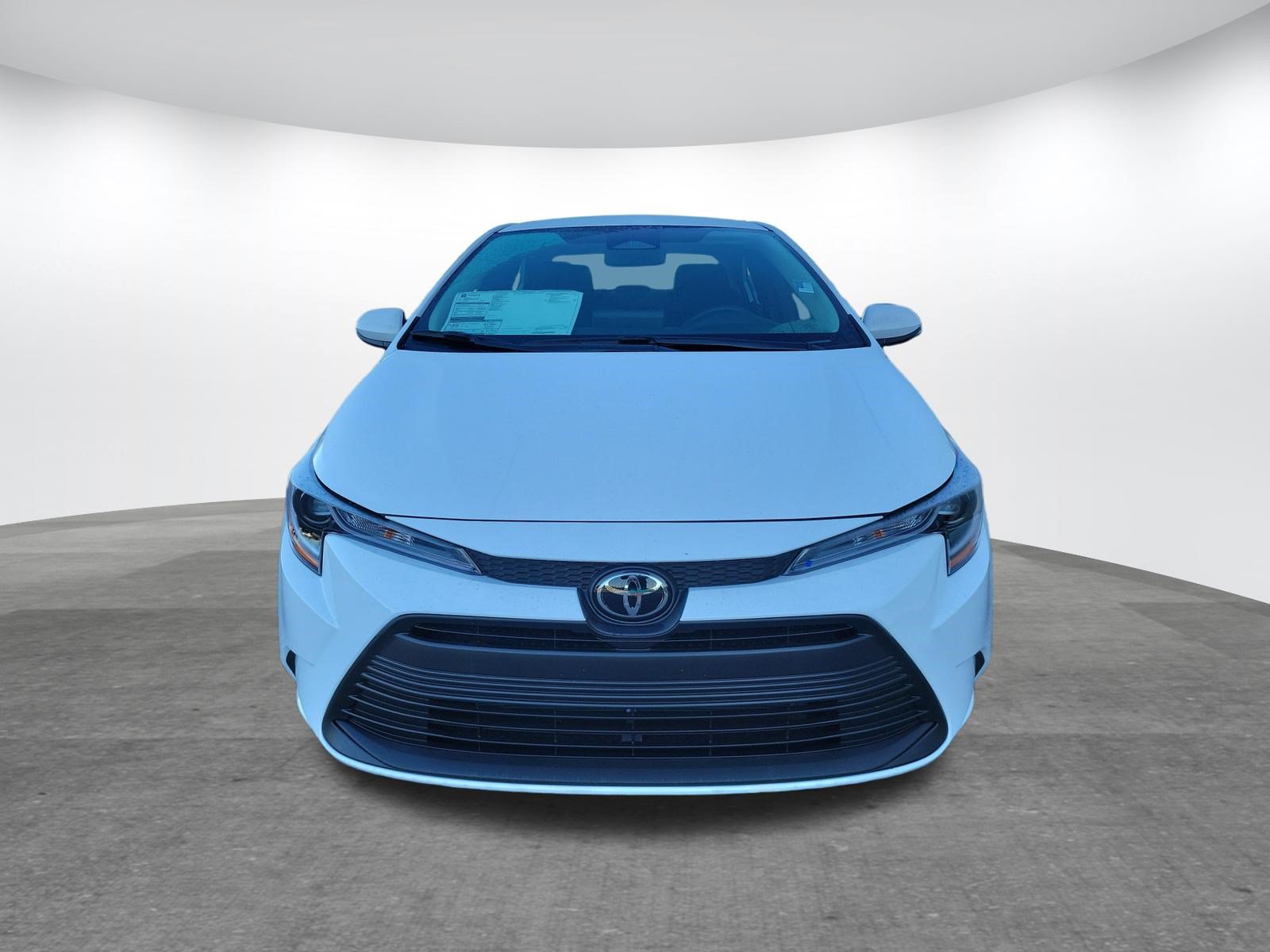 New 2027 Toyota Corolla LE FWD image 2