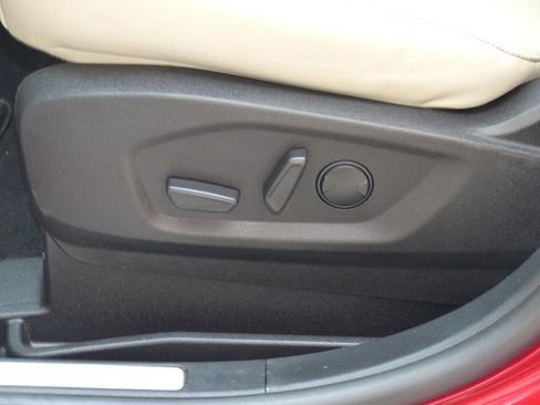 Used 2024 Ford Edge Titanium w/ Titanium Elite Package image 30