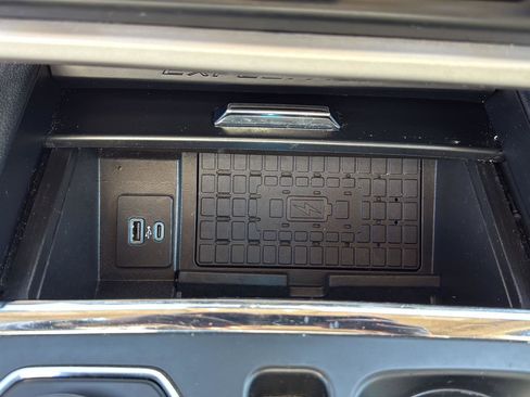 Used 2024 Ford Expedition Max XLT image 20