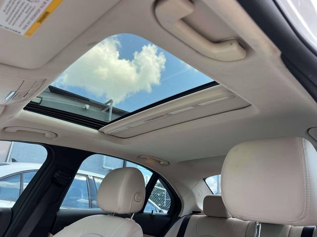 Used 2020 Mercedes-Benz C 300 Sedan w/ Premium Package image 25
