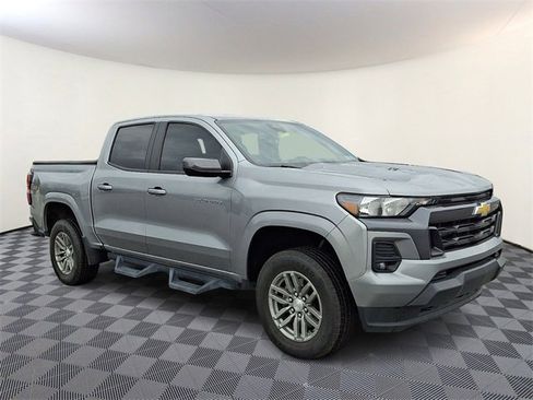 Used 2023 Chevrolet Colorado LT w/ LT Convenience Package II image 1