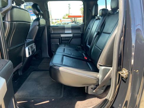 Used 2017 Ford F150 Lariat image 12