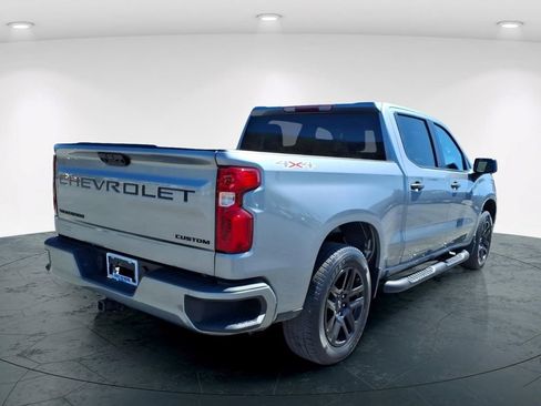 Used 2023 Chevrolet Silverado 1500 Custom w/ LPO, Dark Essentials Package image 3