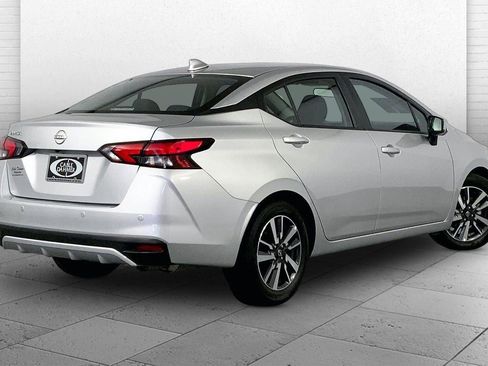 Used 2025 Nissan Versa SV FWD image 13