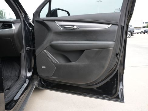 Used 2024 Cadillac XT6 Luxury FWD image 28