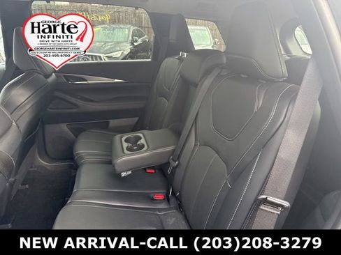 Certified 2023 INFINITI QX60 Luxe w/ Cargo Package image 6