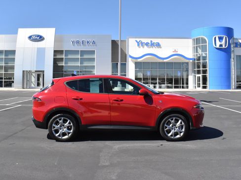 Used 2024 Dodge Hornet R/T image 1