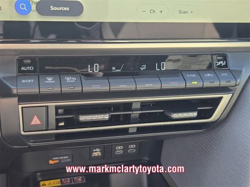 New 2026 Toyota Camry SE image 19