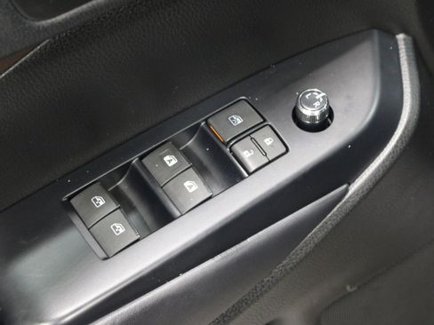 Used 2018 Toyota Highlander XLE w/ Protection Package #3 AWD/4WD image 7
