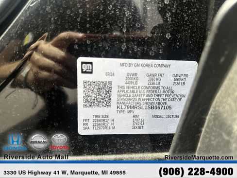 Used 2025 Chevrolet TrailBlazer LT AWD/4WD image 14