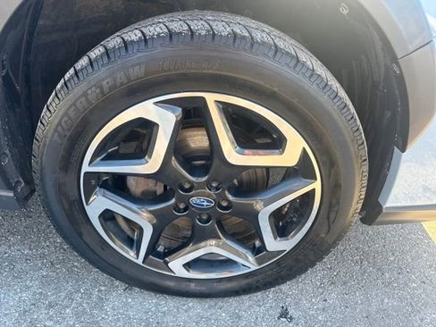 Used 2020 Subaru Crosstrek 2.0i Limited w/ Moonroof Package w/Navigation image 13