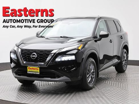 Used 2023 Nissan Rogue S AWD/4WD image 1