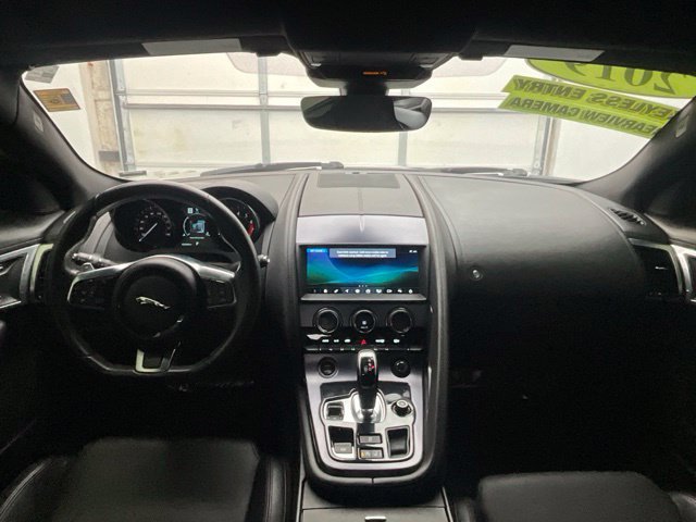 Used 2019 Jaguar F-TYPE Coupe RWD image 4