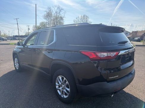 Used 2018 Chevrolet Traverse LT FWD image 5