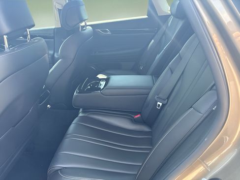 Used 2023 Genesis G80 2.5T AWD/4WD image 8