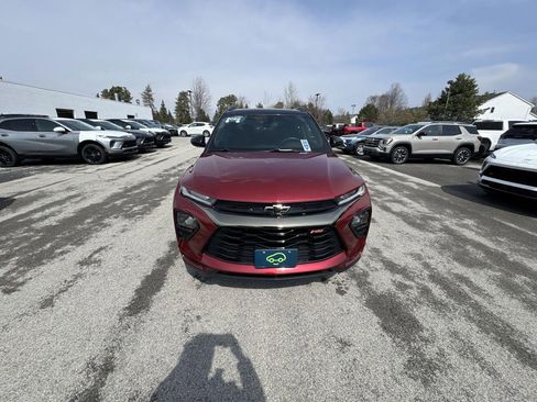 Used 2022 Chevrolet TrailBlazer RS image 3