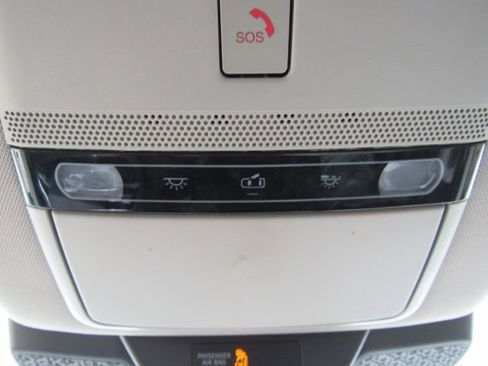 Used 2023 Nissan Ariya FWD image 50