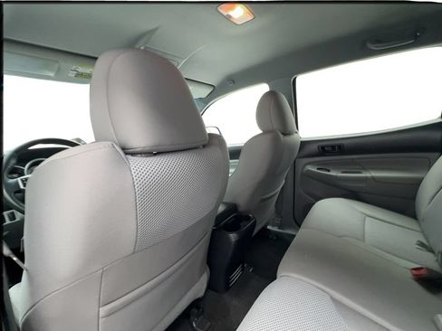 Used 2013 Toyota Tacoma PreRunner w/ TRD Off-Road Pkg RWD image 21
