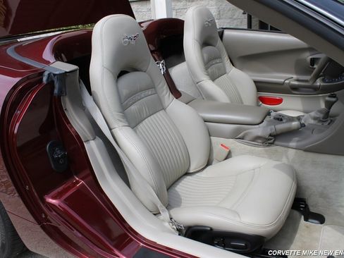 Used 2003 Chevrolet Corvette Convertible w/ Preferred Equipment Group1 RWD image 34