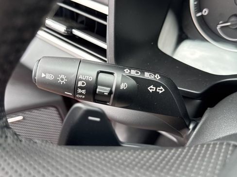 New 2026 Mitsubishi Outlander AWD image 15