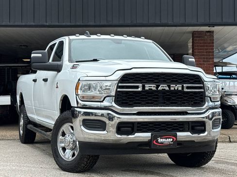Used 2023 RAM 3500 Tradesman w/ Chrome Appearance Group AWD/4WD image 1