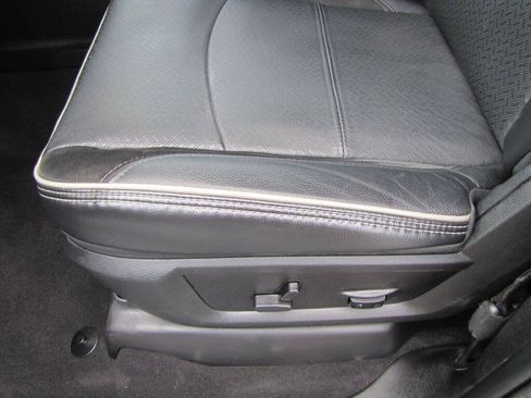 Used 2024 RAM 2500 Laramie w/ Night Edition AWD/4WD image 14