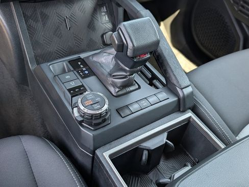 Used 2024 Toyota Tacoma 4x4 Double Cab image 16