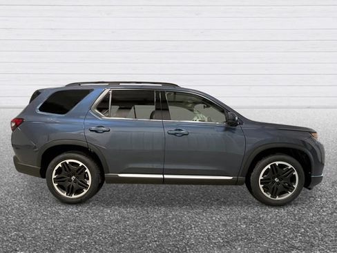 New 2026 Honda Pilot Touring image 8