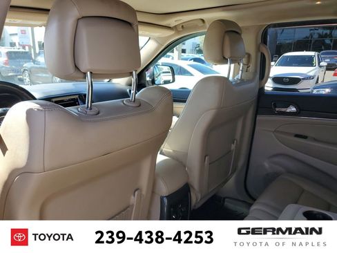Used 2018 Jeep Grand Cherokee Limited w/ Luxury Group II image 22