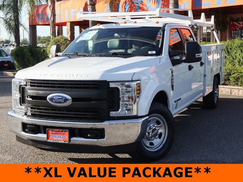 Used 2018 Ford F350 XL w/ Power Equipment Group image 4