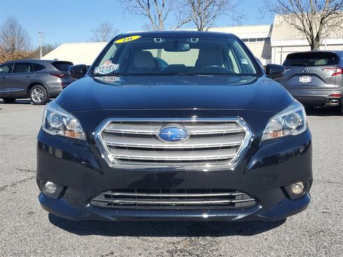 Used 2016 Subaru Legacy 2.5i Limited image 2
