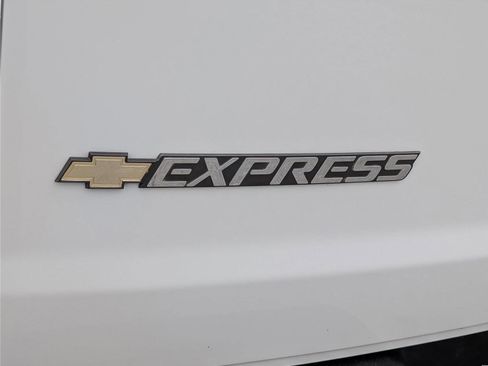 Used 2023 Chevrolet Express 3500 LS image 9