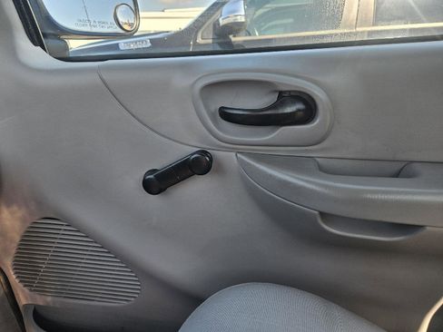 Used 2004 Ford F150 2WD Regular Cab Heritage image 7