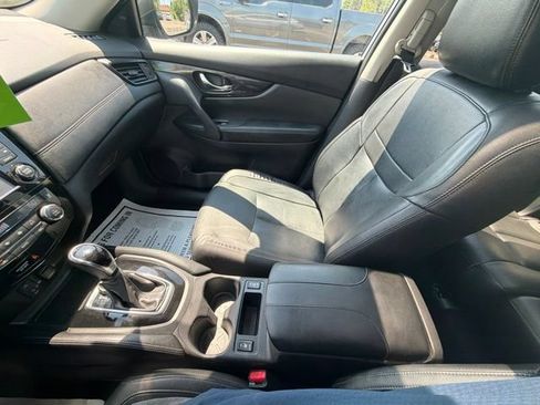 Used 2017 Nissan Rogue SL w/ SL Premium Package AWD/4WD image 26