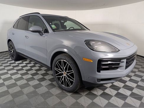 New 2026 Porsche Cayenne image 9
