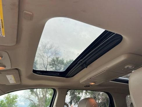 Used 2015 GMC Acadia Denali AWD/4WD image 17