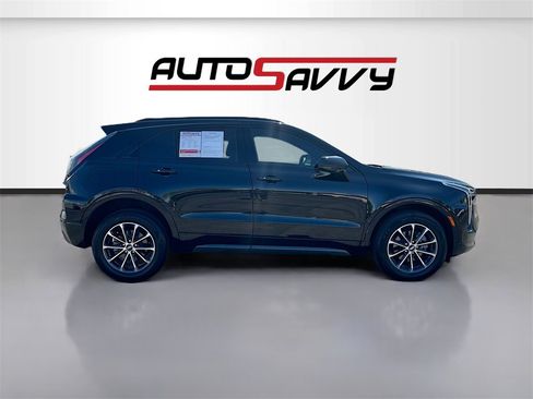 Used 2024 Cadillac XT4 Sport image 8