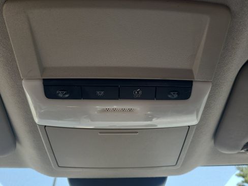 Used 2021 Nissan Sentra SR FWD image 22