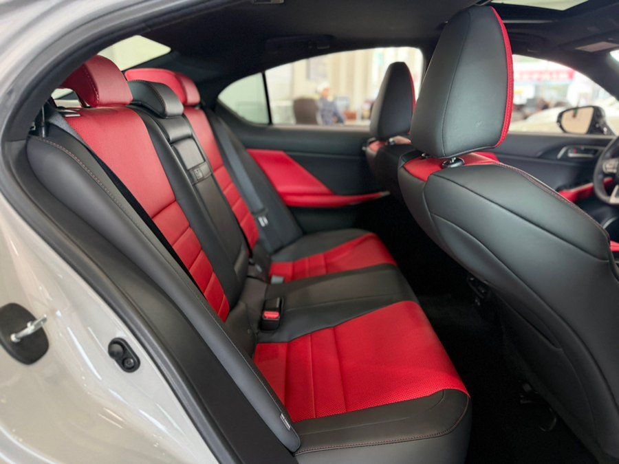 Used 2026 Lexus IS 350 F Sport w/ Technology Package RWD image 21