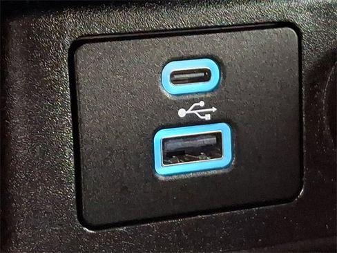 Used 2023 Ford Escape Platinum image 26